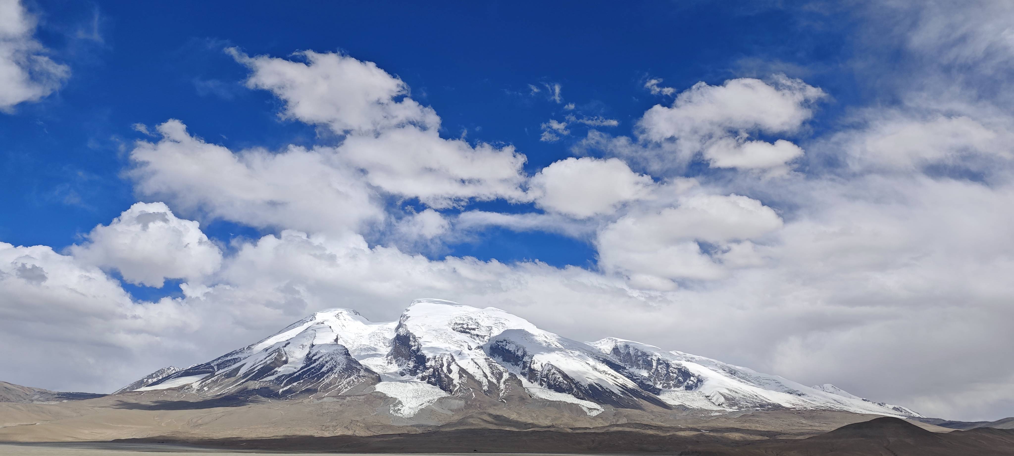 游专列“熊猫专列·成都号”：班期价格新鲜出炉开元棋牌网站2026年成都出发到新疆豪华旅(图4)