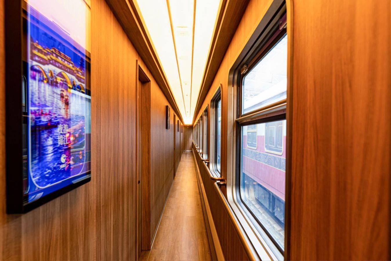 游专列“熊猫专列·成都号”：班期价格新鲜出炉开元棋牌网站2026年成都出发到新疆豪华旅(图5)