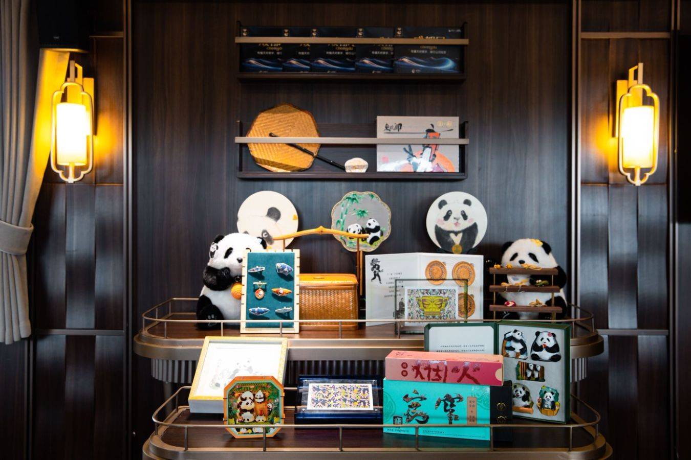 游专列“熊猫专列·成都号”：班期价格新鲜出炉开元棋牌网站2026年成都出发到新疆豪华旅(图12)