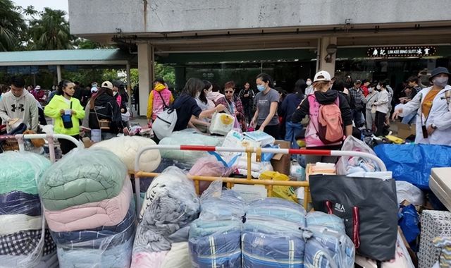 诚超其他三大家族谢霆锋何超琼500万ky开元棋牌四大家族为火灾捐款李嘉(图7)