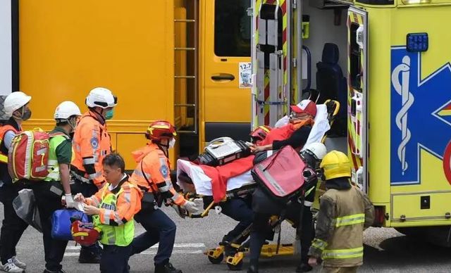 诚超其他三大家族谢霆锋何超琼500万ky开元棋牌四大家族为火灾捐款李嘉(图13)