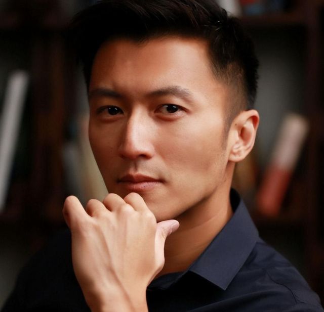 诚超其他三大家族谢霆锋何超琼500万ky开元棋牌四大家族为火灾捐款李嘉(图12)